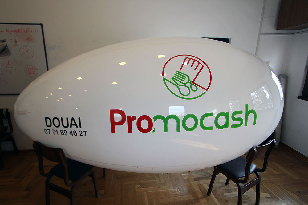 2m-with-predators-logo